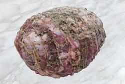 Produktfoto zu Lamm-Rosmarin-Braten gerollt ca 1kg