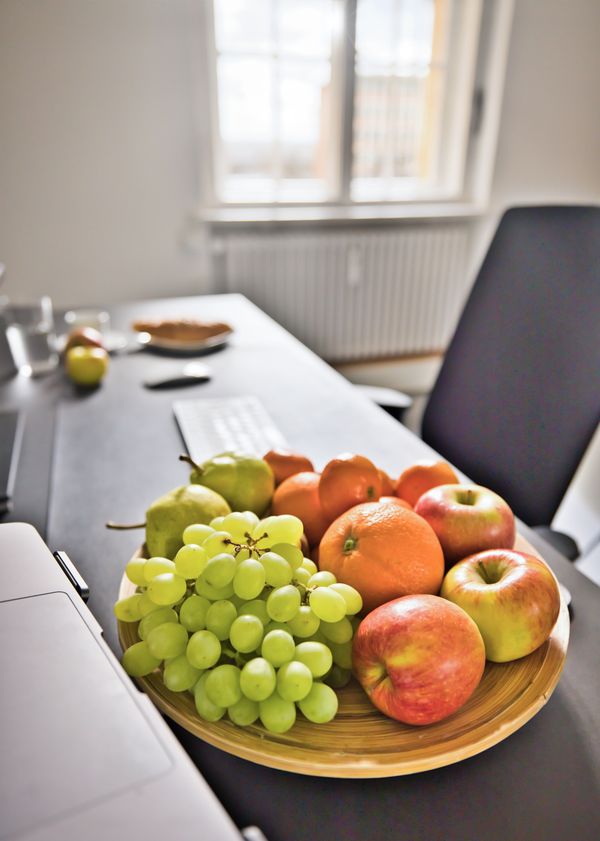 Grünland Biokiste Lieferdienst Jobkiste mit frischem Obst für den Arbeitsplatz