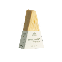 Produktfoto zu Mandorino (kräftige veggi Alternative Hartkäse)